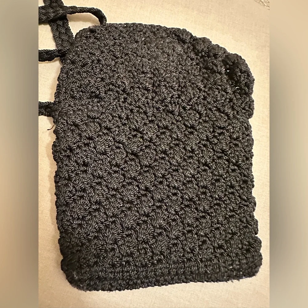 The Sak Purse Small Black Crochet Crossbody With Magnetic closure
